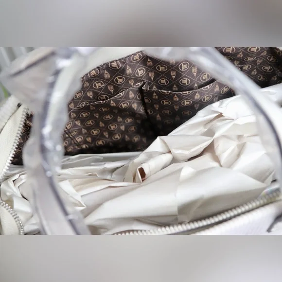 NWT London Fog Ivory Corduroy Tote Crossbody Strap - Picture 7 of 9